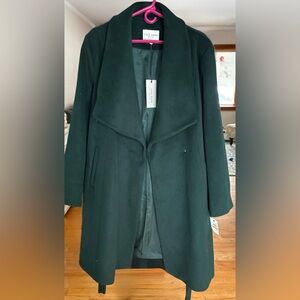 Absolutely stunning brand new Cole Haan women’s plus 3x coat Hunter Green
